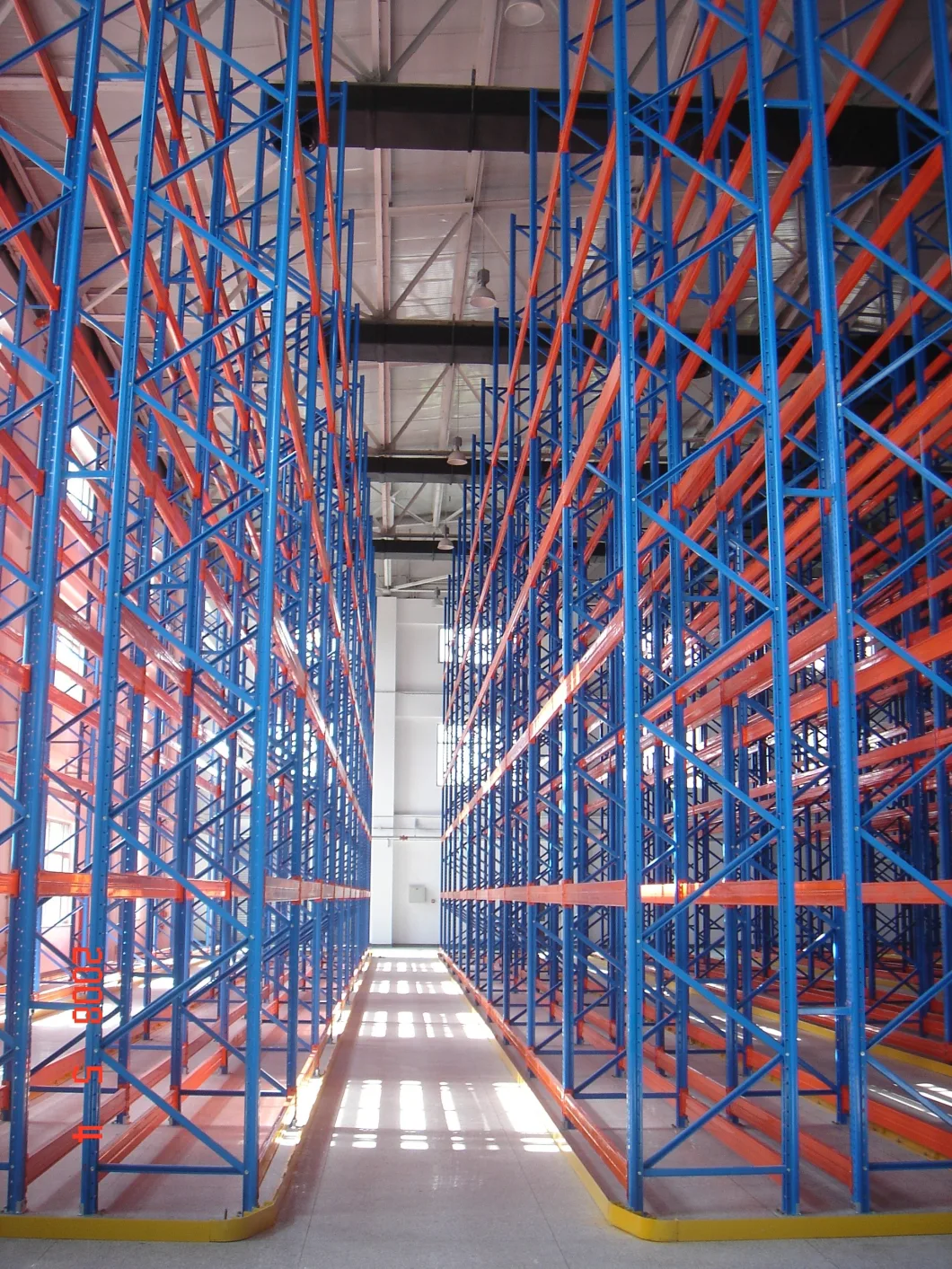 Jise Industrial Warehouse Storage Very Narrow Aisle Rack.